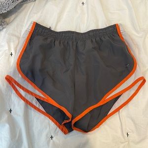 Xersion performance wear short S